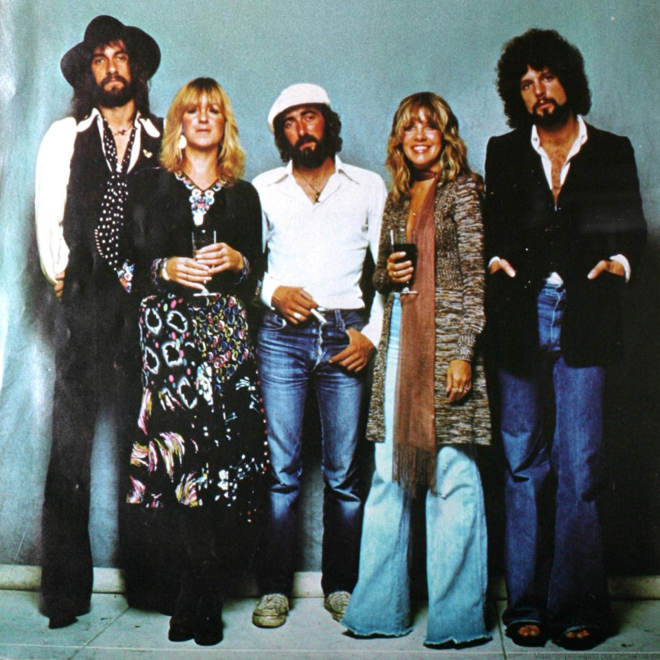 who is opening act for fleetwood mac 2013